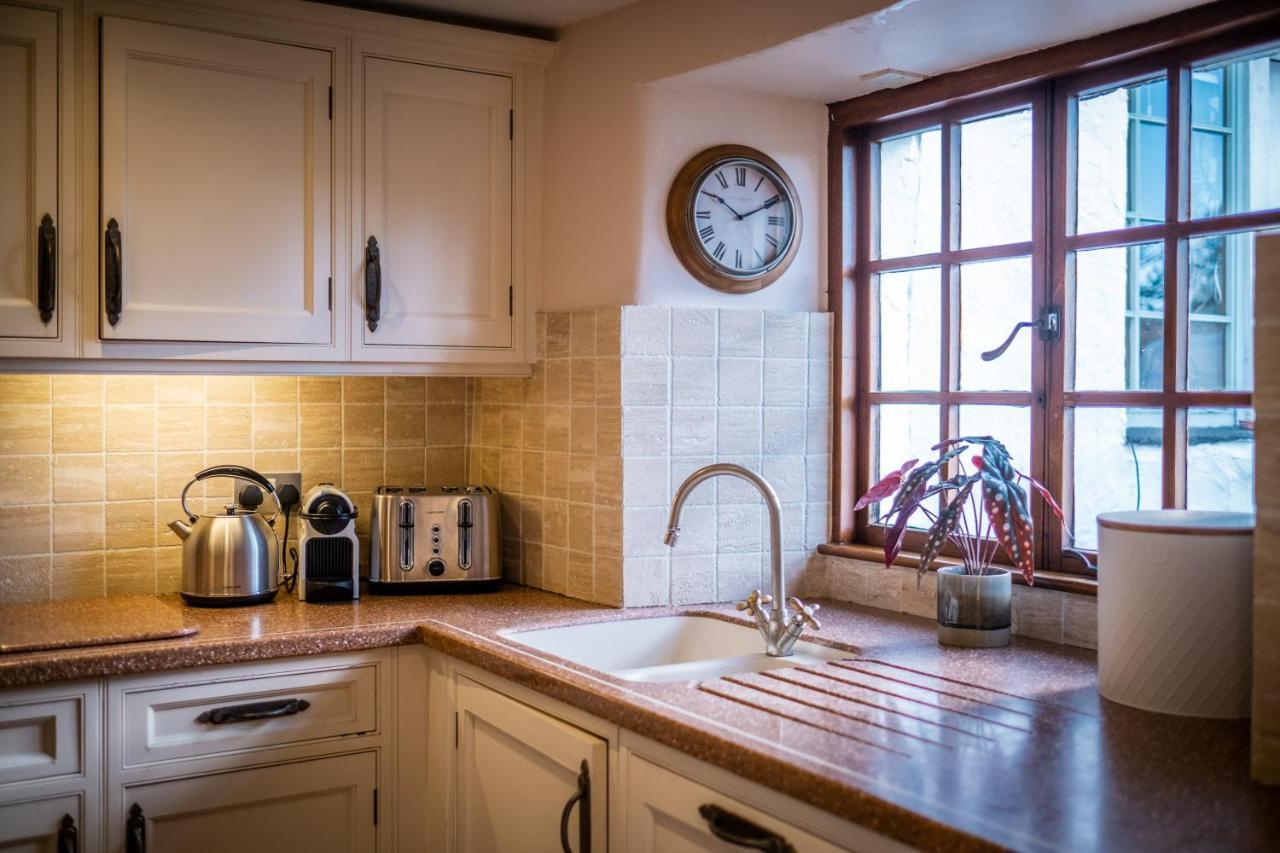 Beautiful Grade 2 Listed Building - West Wing Bowness-on-Windermere Exterior foto